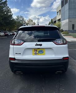 2019 Jeep Cherokee Altitude   - Photo 8 - Albuquerque, NM 87110