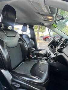 2019 Jeep Cherokee Altitude   - Photo 16 - Albuquerque, NM 87110