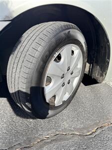 2006 Toyota Camry LE   - Photo 17 - Albuquerque, NM 87110