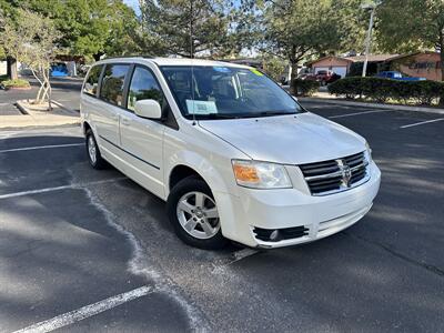 2010 Dodge Grand Caravan SXT   - Photo 2 - Albuquerque, NM 87110