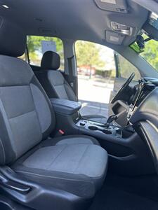 2018 Chevrolet Traverse LT Cloth   - Photo 17 - Albuquerque, NM 87110