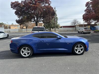 2019 Chevrolet Camaro LS   - Photo 4 - Albuquerque, NM 87110