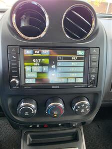 2015 Jeep Patriot High Altitude Edition   - Photo 13 - Albuquerque, NM 87110