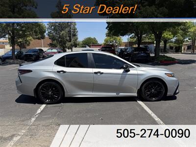 2022 Toyota Camry SE Nightshade   - Photo 3 - Albuquerque, NM 87110