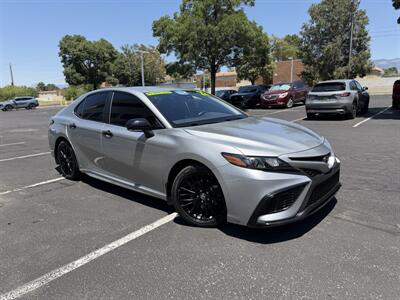 2022 Toyota Camry SE Nightshade   - Photo 2 - Albuquerque, NM 87110