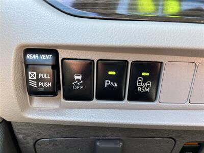 2017 Toyota Sienna XLE Premium 7-Passenger   - Photo 18 - Albuquerque, NM 87110