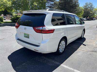 2017 Toyota Sienna XLE Premium 7-Passenger   - Photo 6 - Albuquerque, NM 87110