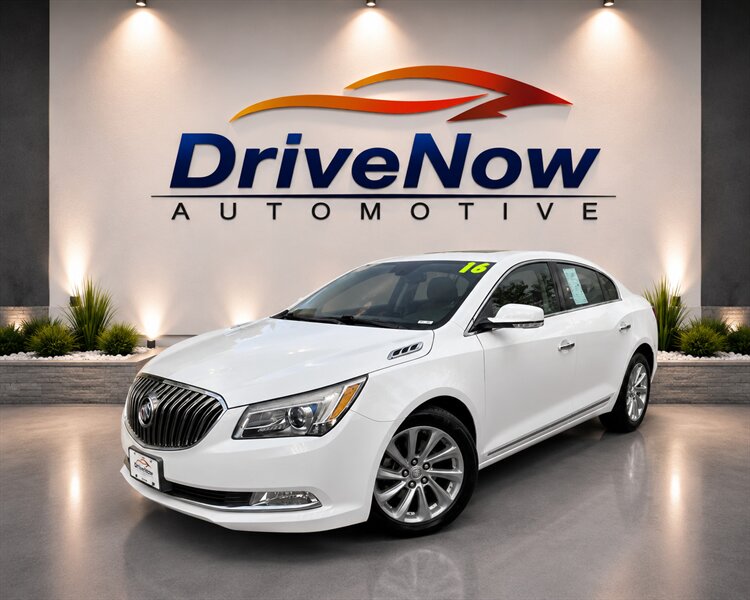 2016 Buick LaCrosse Leather   - Photo 1 - Albuquerque, NM 87110