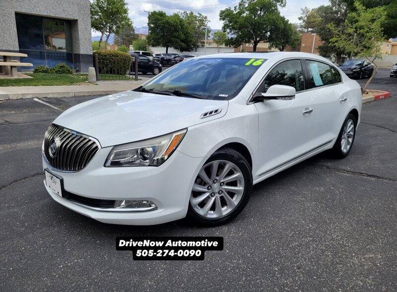 2016 Buick LaCrosse Leather   - Photo 1 - Albuquerque, NM 87110