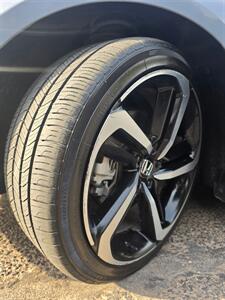 2022 Honda Accord Hybrid Sport   - Photo 19 - Albuquerque, NM 87110