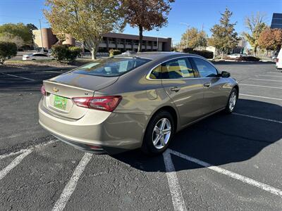 2022 Chevrolet Malibu LT   - Photo 6 - Albuquerque, NM 87110