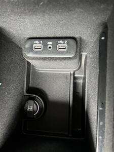 2019 Chrysler 300 S   - Photo 21 - Albuquerque, NM 87110