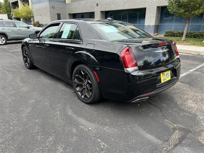 2019 Chrysler 300 S   - Photo 5 - Albuquerque, NM 87110