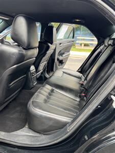 2019 Chrysler 300 S   - Photo 17 - Albuquerque, NM 87110