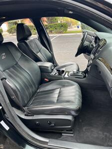 2019 Chrysler 300 S   - Photo 16 - Albuquerque, NM 87110