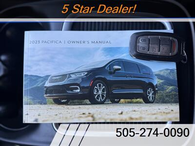 2023 Chrysler Pacifica Touring L   - Photo 13 - Albuquerque, NM 87110