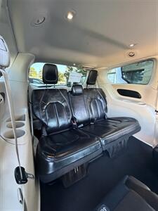 2023 Chrysler Pacifica Touring L   - Photo 19 - Albuquerque, NM 87110