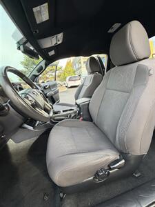 2017 Toyota Tacoma TRD Sport   - Photo 10 - Albuquerque, NM 87110