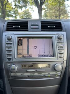 2011 Toyota Camry Hybrid   - Photo 11 - Albuquerque, NM 87110