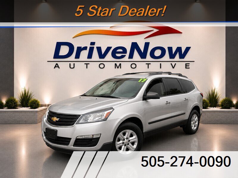 2017 Chevrolet Traverse LS  