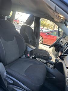 2020 Jeep Cherokee Latitude   - Photo 14 - Albuquerque, NM 87110