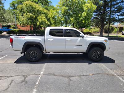 2019 Toyota Tacoma TRD Off-Road   - Photo 4 - Albuquerque, NM 87110
