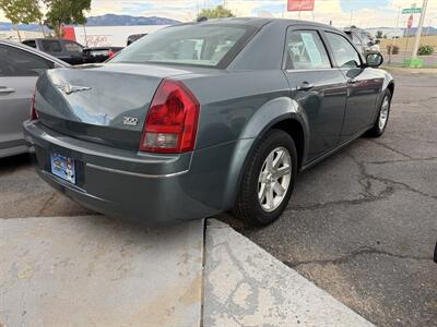 2006 Chrysler 300 Touring   - Photo 4 - Albuquerque, NM 87110