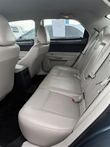 2006 Chrysler 300 Touring   - Photo 12 - Albuquerque, NM 87110
