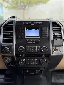 2018 Ford F-150 XLT   - Photo 13 - Albuquerque, NM 87110