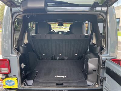 2014 Jeep Wrangler Unlimited Rubicon   - Photo 16 - Albuquerque, NM 87110