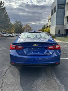 2023 Chevrolet Malibu LT   - Photo 8 - Albuquerque, NM 87110