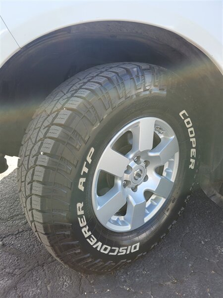 2007 Nissan Frontier Nismo - Photo 18