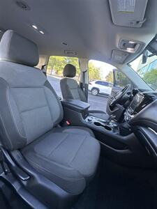 2018 Chevrolet Traverse LT Cloth   - Photo 12 - Albuquerque, NM 87110