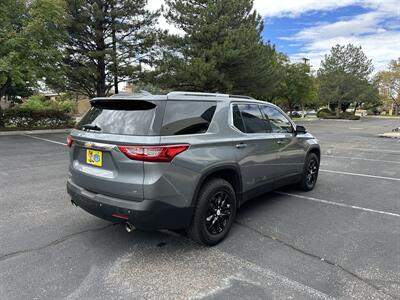 2018 Chevrolet Traverse LT Cloth   - Photo 6 - Albuquerque, NM 87110