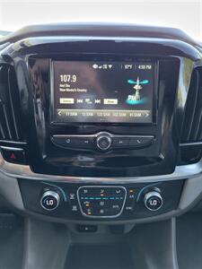 2019 Chevrolet Traverse LT Cloth   - Photo 13 - Albuquerque, NM 87110