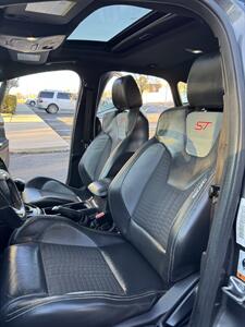 2017 Ford Focus ST   - Photo 8 - Albuquerque, NM 87110