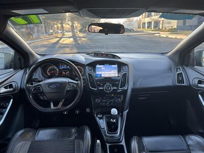 2017 Ford Focus ST   - Photo 9 - Albuquerque, NM 87110