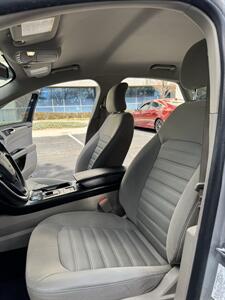 2018 Ford Fusion SE   - Photo 9 - Albuquerque, NM 87110