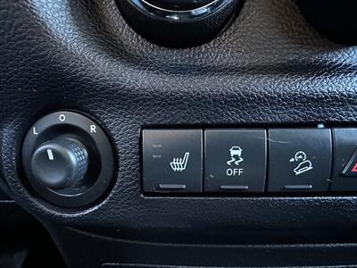2013 Jeep Wrangler Unlimited Sahara   - Photo 13 - Albuquerque, NM 87110