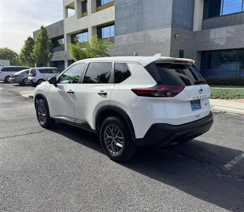 2021 Nissan Rogue S   - Photo 6 - Albuquerque, NM 87110