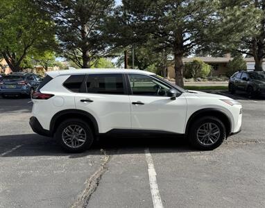 2021 Nissan Rogue S   - Photo 5 - Albuquerque, NM 87110
