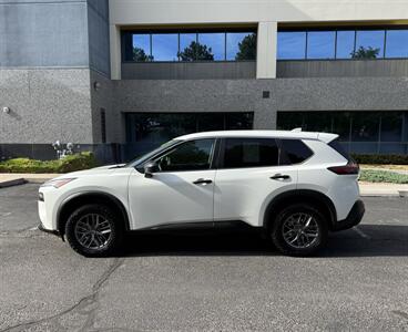 2021 Nissan Rogue S   - Photo 4 - Albuquerque, NM 87110