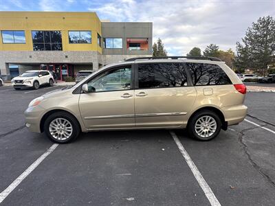2007 Toyota Sienna XLE 7-Passenger   - Photo 3 - Albuquerque, NM 87110