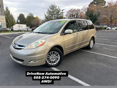2007 Toyota Sienna XLE 7-Passenger   - Photo 1 - Albuquerque, NM 87110