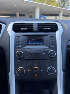 2016 Ford Fusion S   - Photo 12 - Albuquerque, NM 87110