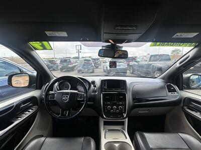 2019 Dodge Grand Caravan SXT   - Photo 10 - Albuquerque, NM 87110