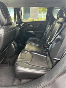 2020 Jeep Cherokee Latitude Plus   - Photo 15 - Albuquerque, NM 87110