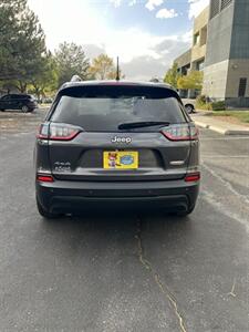 2020 Jeep Cherokee Latitude Plus   - Photo 8 - Albuquerque, NM 87110