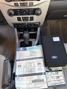 2011 Ford Focus S   - Photo 10 - Albuquerque, NM 87110