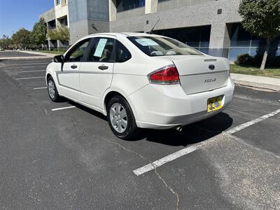 2011 Ford Focus S   - Photo 5 - Albuquerque, NM 87110